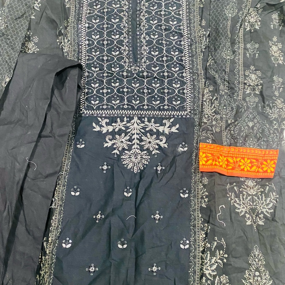 Pakistani brand new Maria b m print size large - Picture 4 of 9